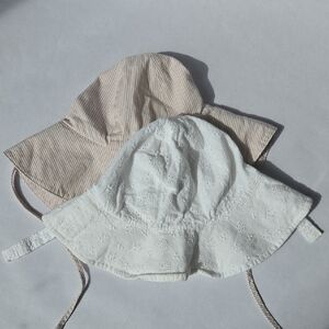 Set of 2 - Carter's, Zando, 12-18mo Baby Girl Sun Hats